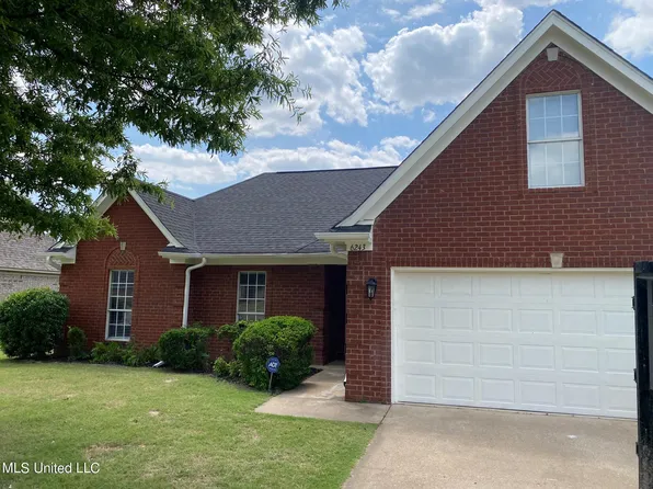 6243 Ravenwood Lake Dr E, Horn Lake, MS 38637