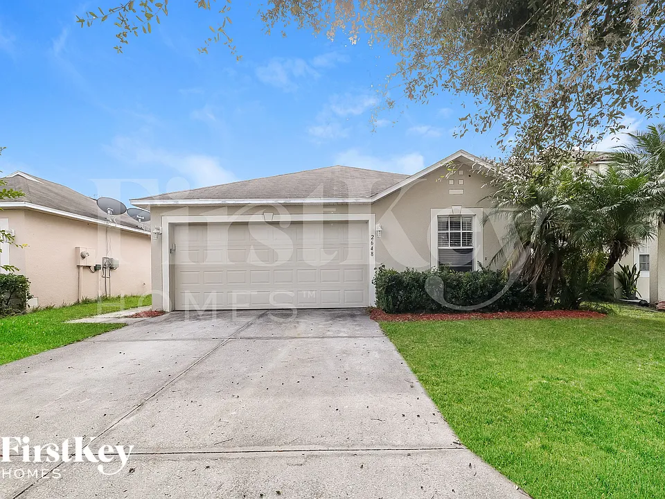 2648 Whispering Trails Dr