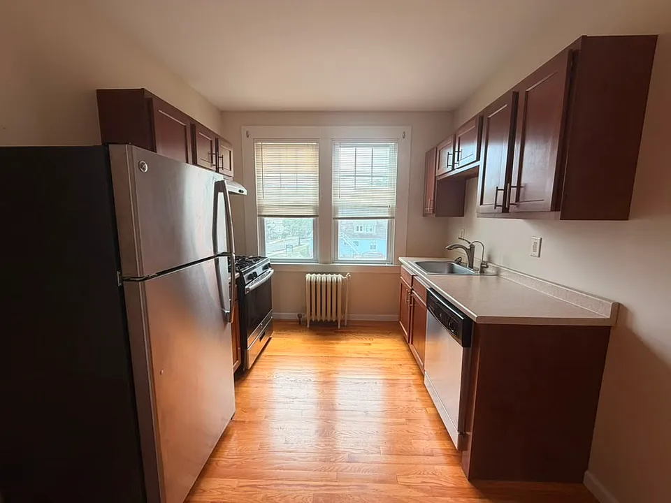 405 Main St #6A