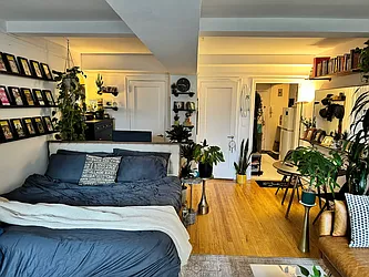 Rented by Manhattan Realty Group