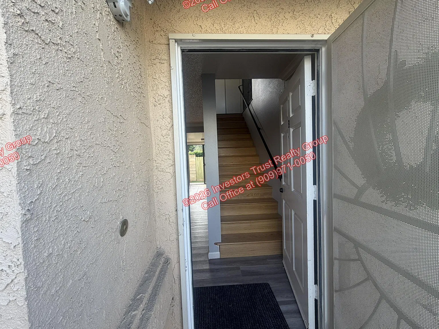 3 bed, $3,200 — Photo 3