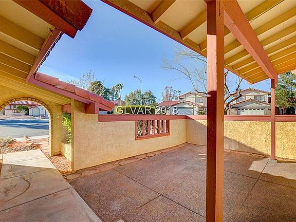 4th image of 5992 Yorba Ct