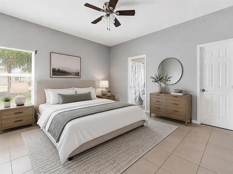 677 Royalty Ct — Photo 9