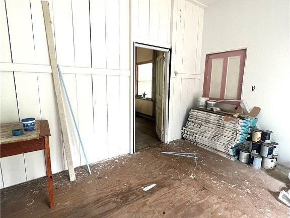 4th image of 8391 E Magnolia St