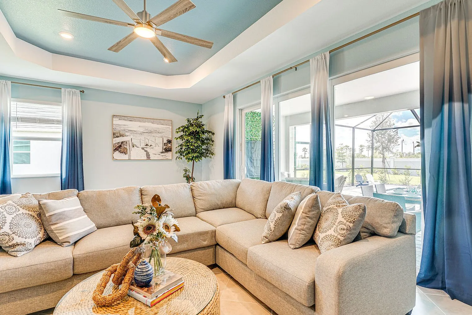 4 bed, 2.0 bath, 2238 sqft, $6,461 — Photo 3