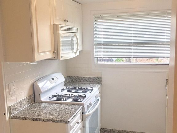 5th image of 15 Schenck Ave APT 3E