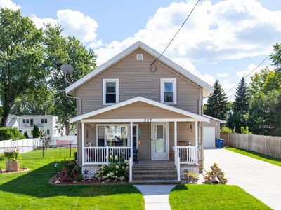 327 W McKinley Ave, Little Chute, WI, 54140