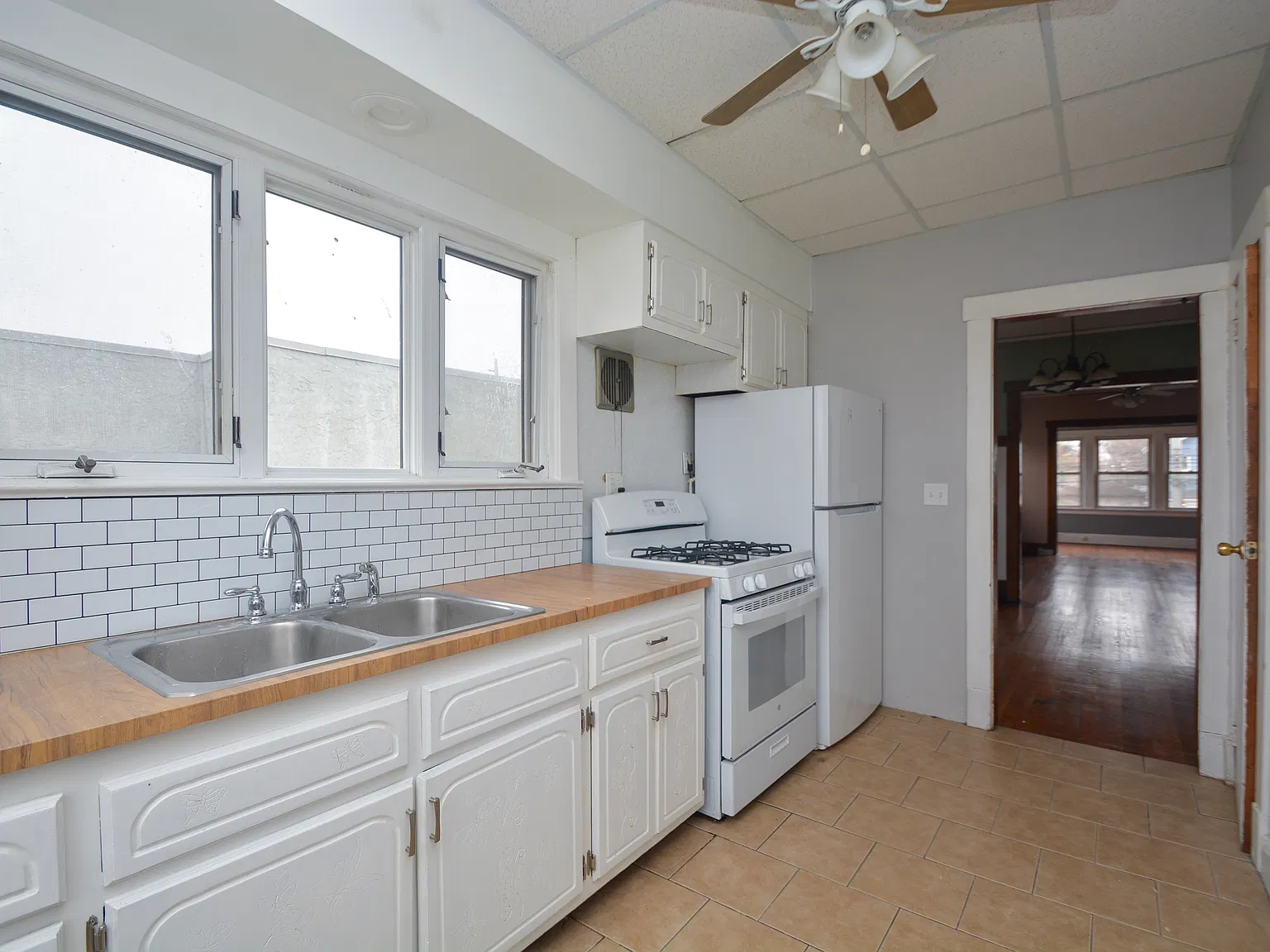 308 Hoboken Rd — Photo 3