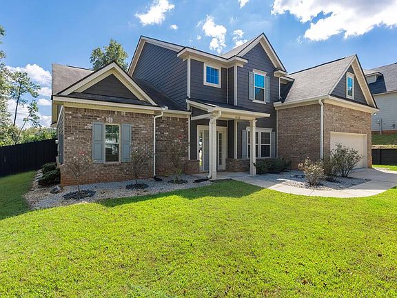 3rd image of 8152 Highlands Dr