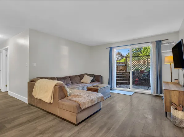 3854 Gordon Dr Unit 186, Kelowna, BC V1W 3G4