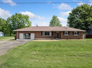 303 Sunset Dr, Bethel, OH 45106