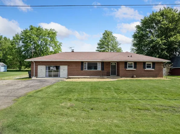 303 Sunset Dr, Bethel, OH 45106