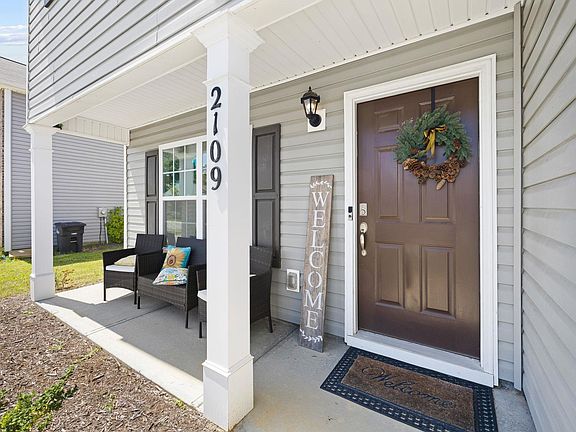 5th image of 2109 Connor Way