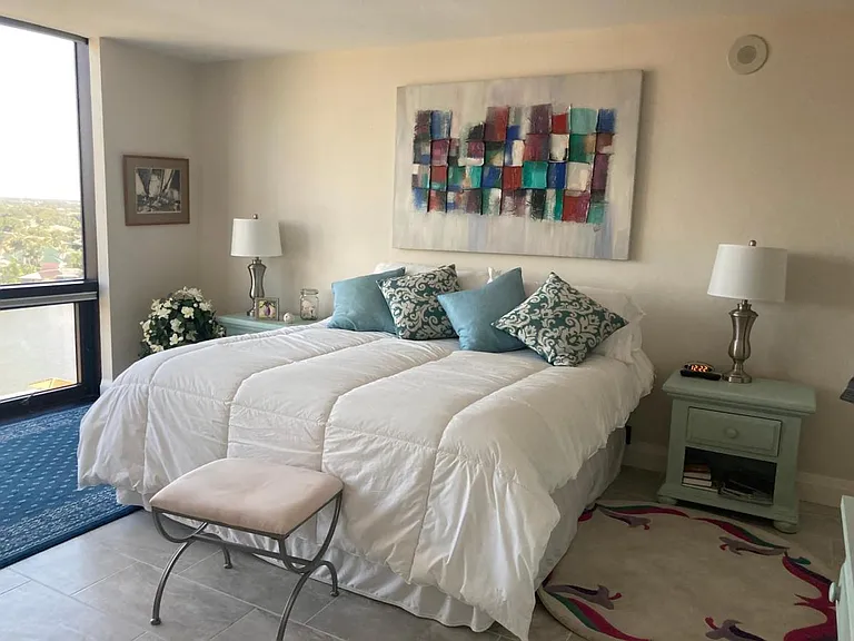 4751 Gulf Shore Blvd N #12 — Photo 9
