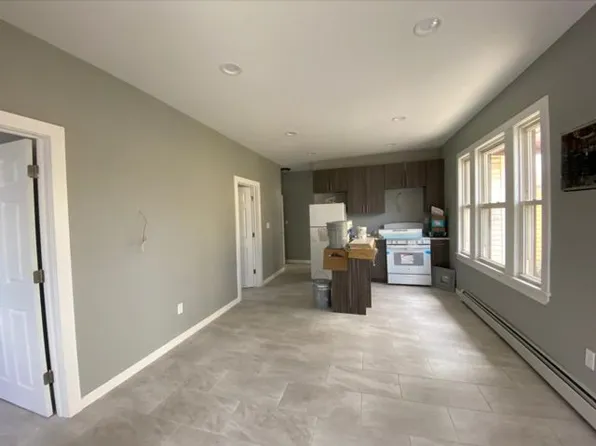 (undisclosed Address), Arverne, NY 11692