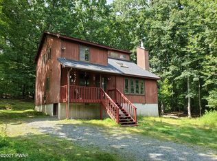 465 Westcolang Rd, Hawley, PA 18428