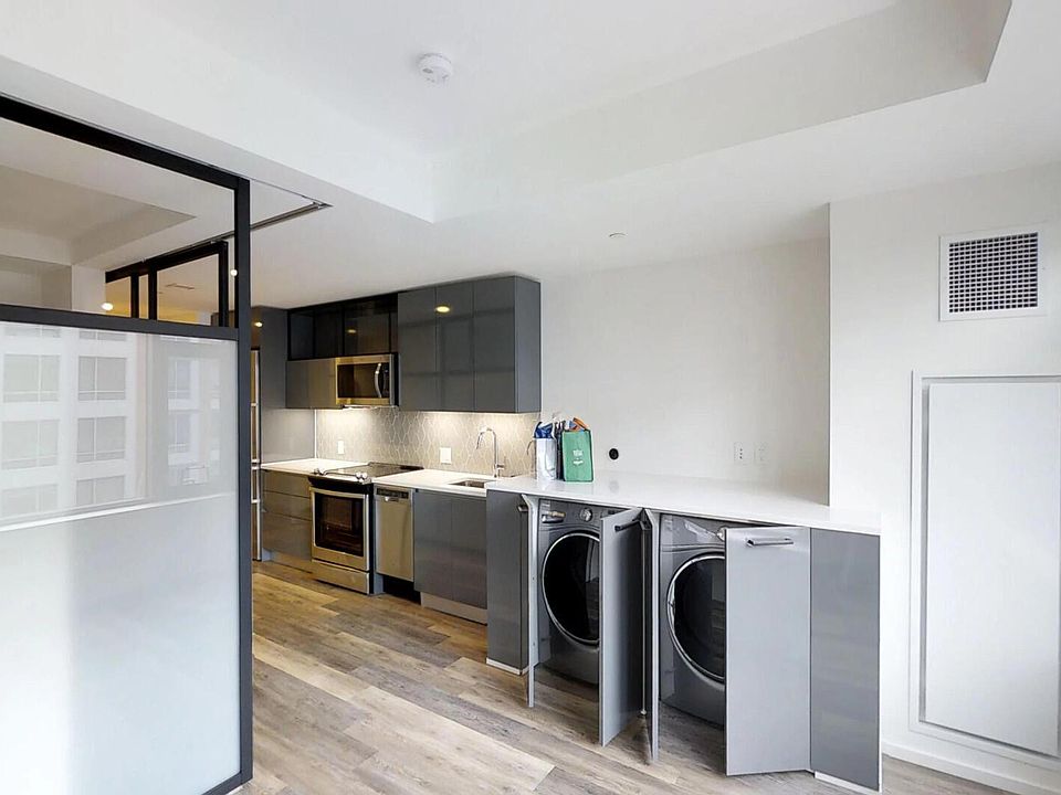 2nd image of 311 Harrison Ave #629