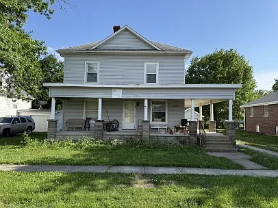 103 E Sangamon St #2