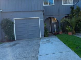 1040 Arnold Way, Half Moon Bay, CA 94019