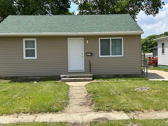 2nd image of 2217 Geneva St