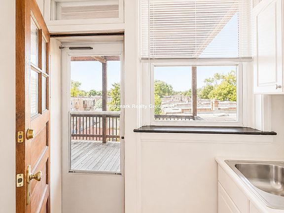 5th image of 4318 N Spaulding Ave #3A