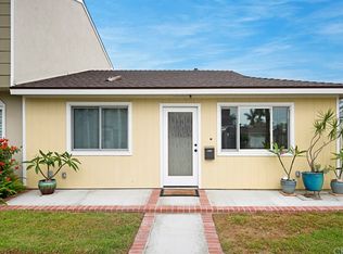 8222 Deerfield Dr, Huntington Beach, CA 92646