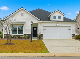 8866 Mobile Avenue NW, Calabash, NC 28467