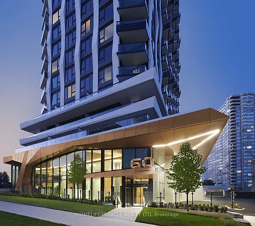 60 Central Park Dr Photo 1