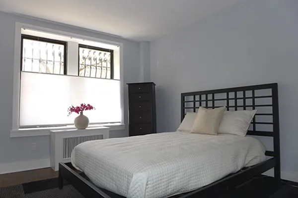 Sold by Metropolitan Equities | media 11