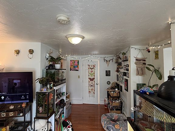5th image of 66 Pleasant St #66