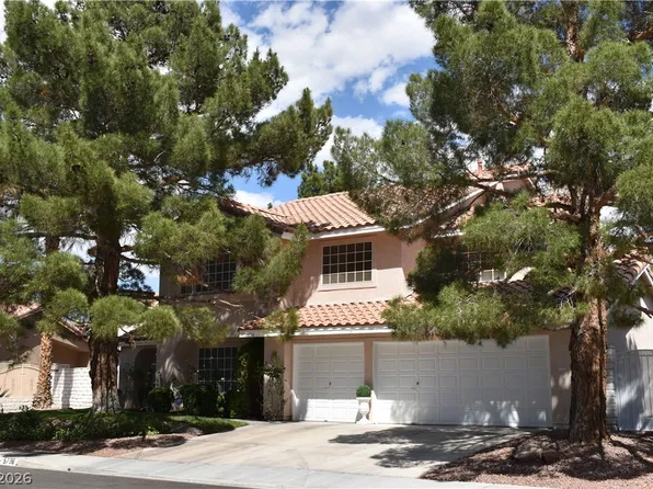 5736 Willowcreek Rd, North Las Vegas, NV 89031