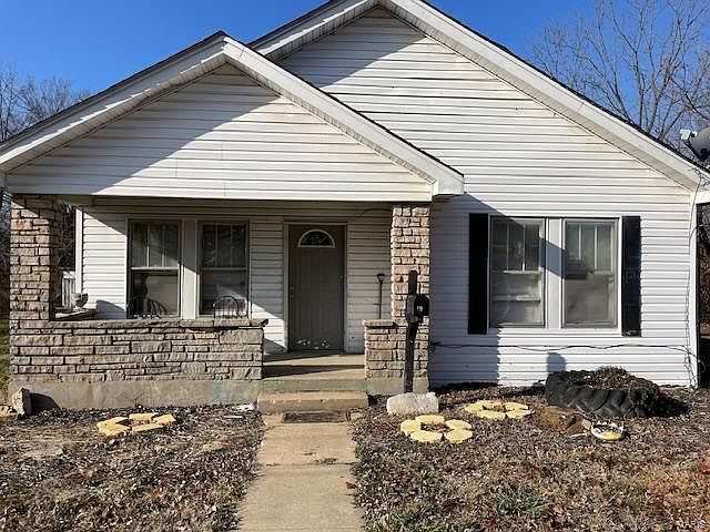 101 S Carty St, Salem, MO 65560 | Zillow