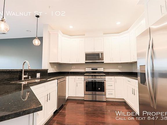 3rd image of 213 N Walnut St APT 102