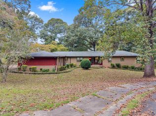 509 Woodhaven Rd, Centerville, GA 31028