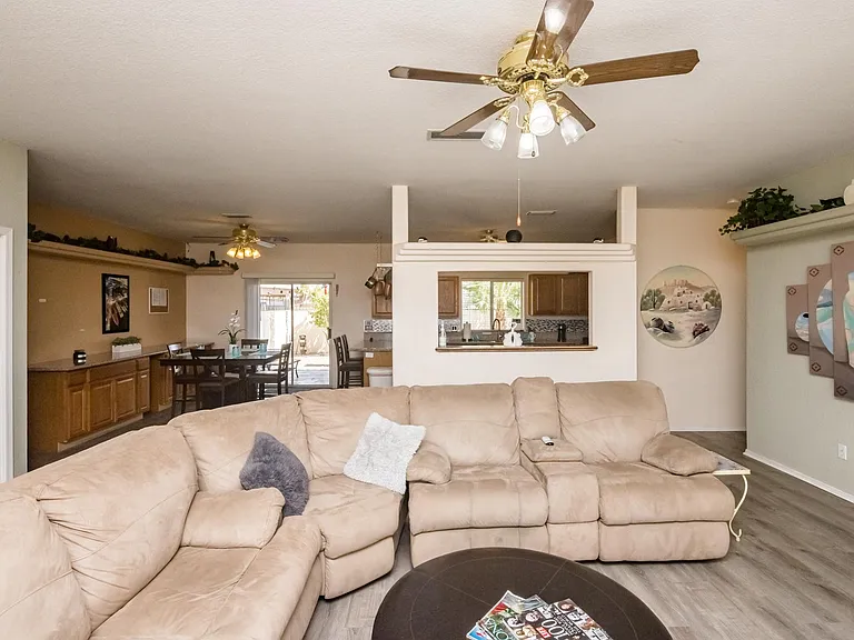 784 Cactus Dr — Photo 5