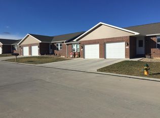 1611 Marjan Ct, Quincy, IL 62301