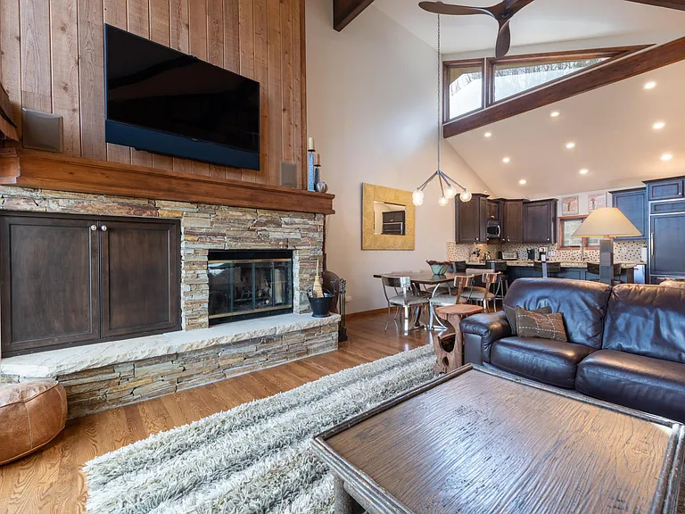 1500 Deer Valley Dr — Photo 18