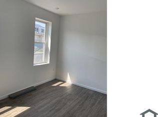 5643 Market St, Philadelphia, PA 19139