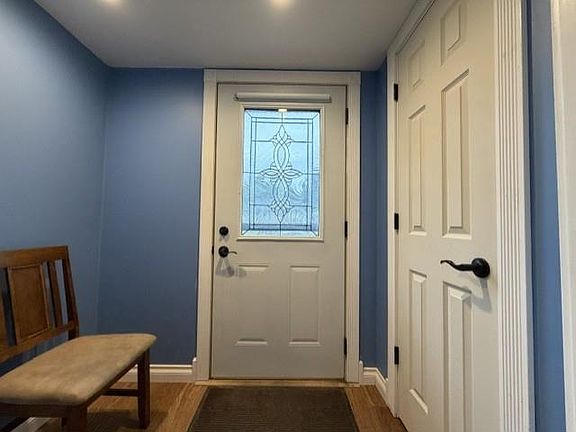 2nd image of 712 CORNELIA STREET