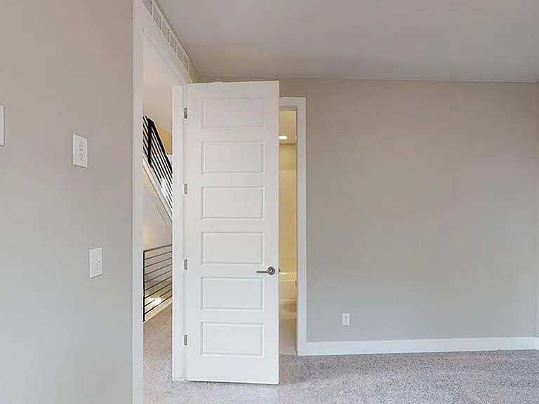 1752 W 41st Ave — Photo 6