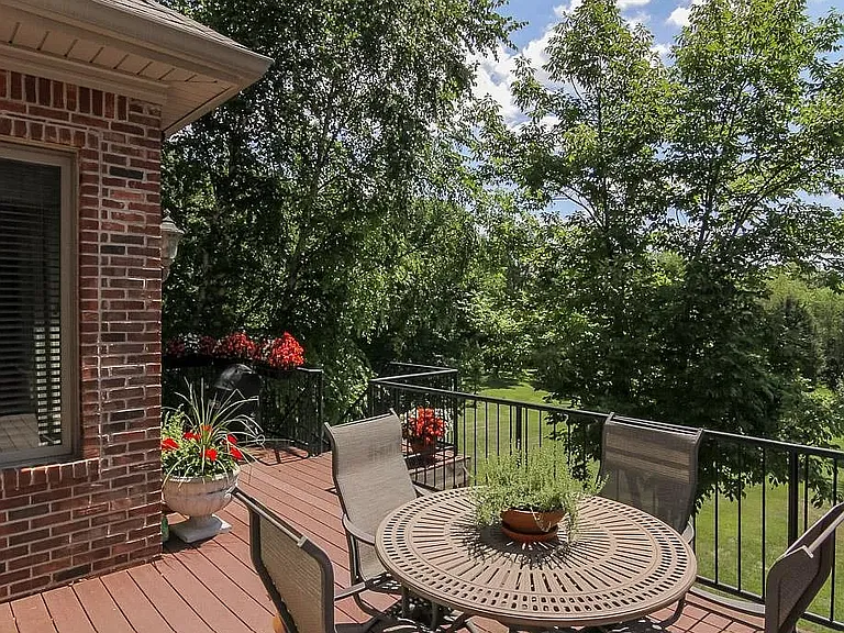 13204 Longwood Ln — Photo 50