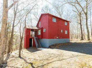 5231 Woodbridge Dr E, Bushkill, PA 18324