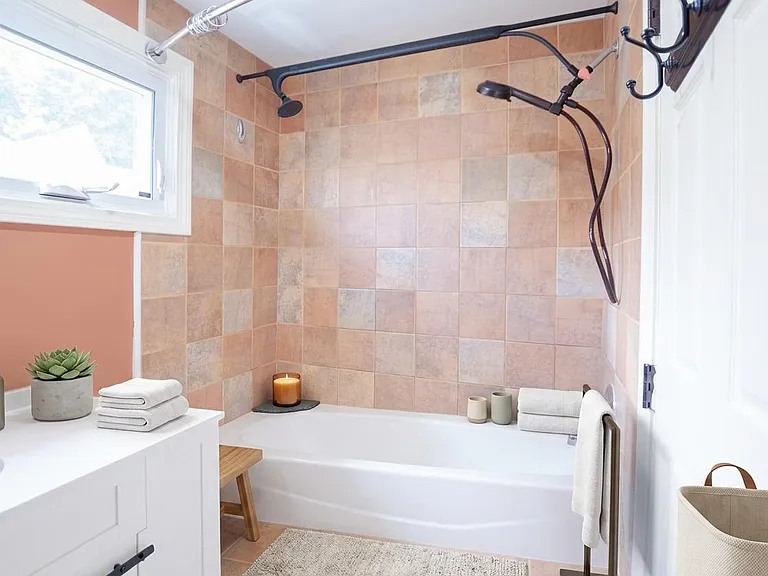 538 Central St #2 — Photo 7