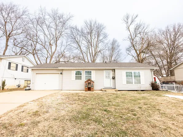 902 W Madison St, O'Fallon, IL 62269