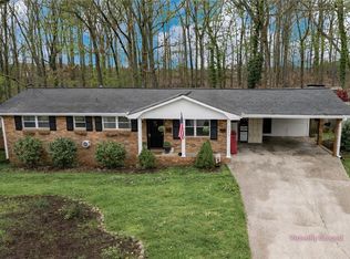 6376 S Skyline Dr, Douglasville, GA 30135