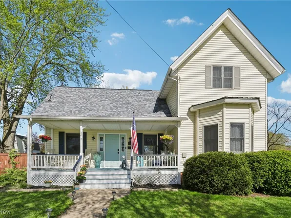 207 Courtland St, Wellington, OH 44090