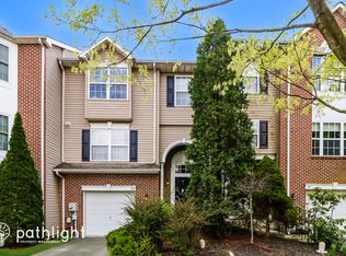 95 Hunt Club Dr, Collegeville, PA 19426