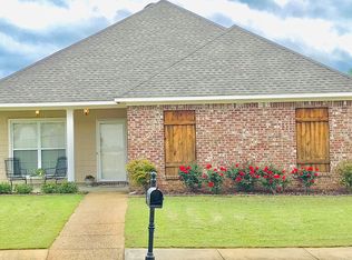 702 Hartwood Cv, Brandon, MS 39042