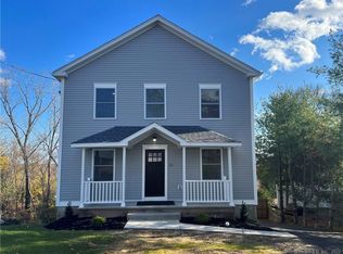 24 Matthew Rd, Branford, CT 06405