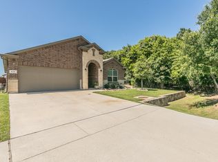 539 Harbor Dr, Azle, TX 76020